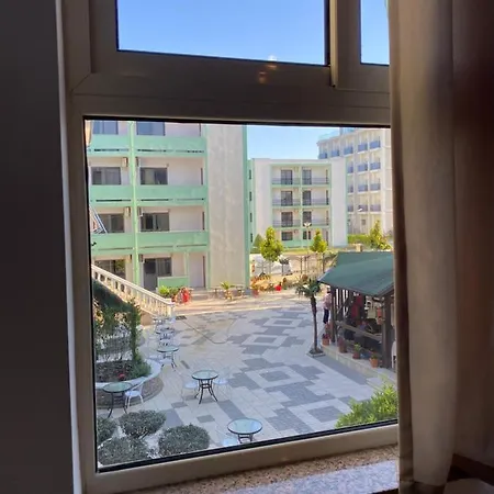 Kompleksi Jakaj Hotel