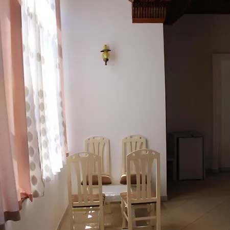 Kompleksi Jakaj Velipojë