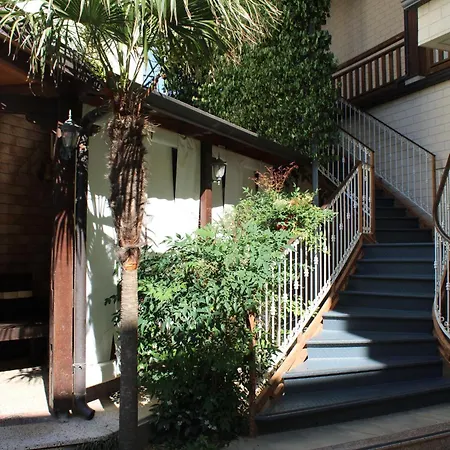 Hotell Kompleksi Jakaj 3*
