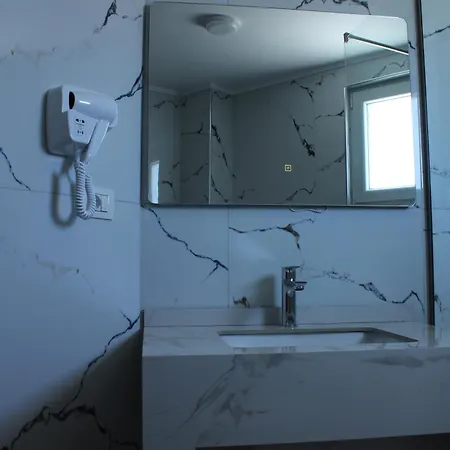 Kompleksi Jakaj Ξενοδοχείο