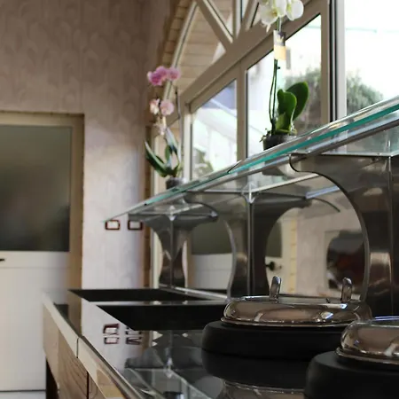 Kompleksi Jakaj Hotel