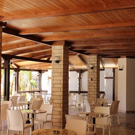 Kompleksi Jakaj Velipojë