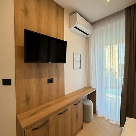 Kompleksi Jakaj Velipojë
