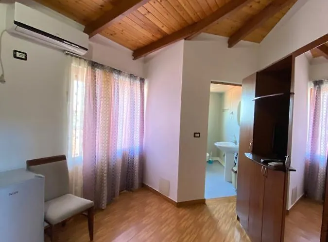 Hotel Kompleksi Jakaj Velipojë