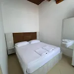 Kompleksi Jakaj Hotel 3*