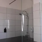 Kompleksi Jakaj Hotel 3*