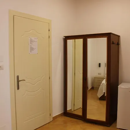 Kompleksi Jakaj Velipojë