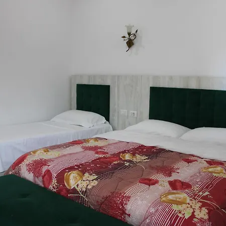 Kompleksi Jakaj