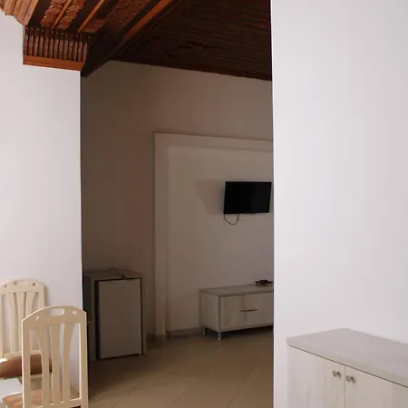 Szálloda Kompleksi Jakaj Velipoja