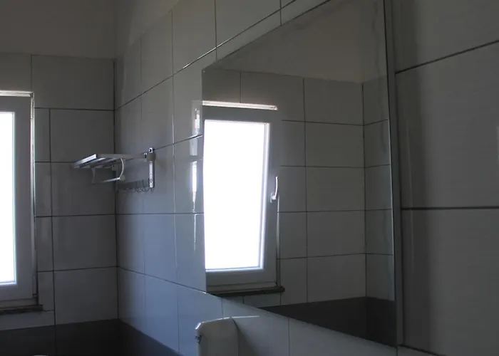 Hotel Kompleksi Jakaj 3*