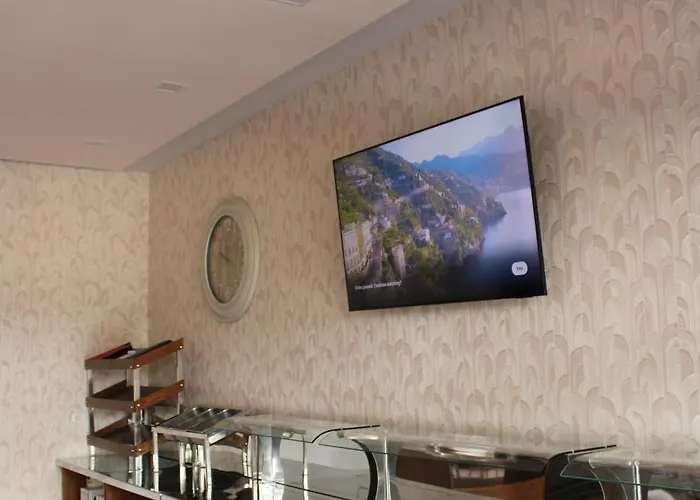 Kompleksi Jakaj Hotel 3*